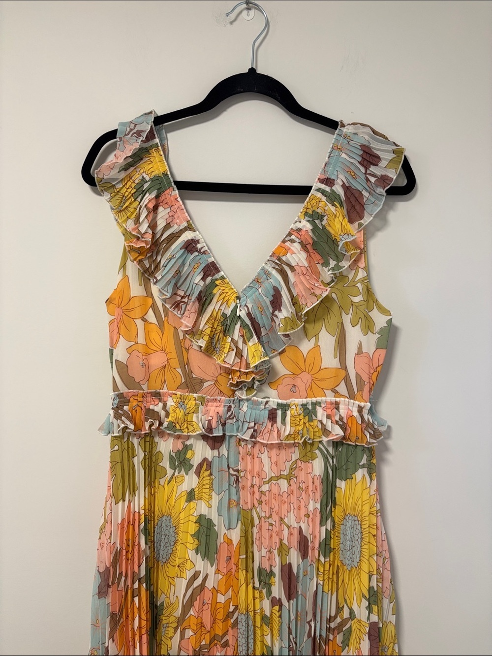 Sezane NWT Pleated Floral Ruffle Midi Dress. Rachelle Dress in Boho 70s print - Picture 9 of 12